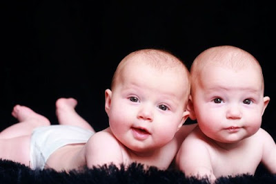 Identical Twins Pictures