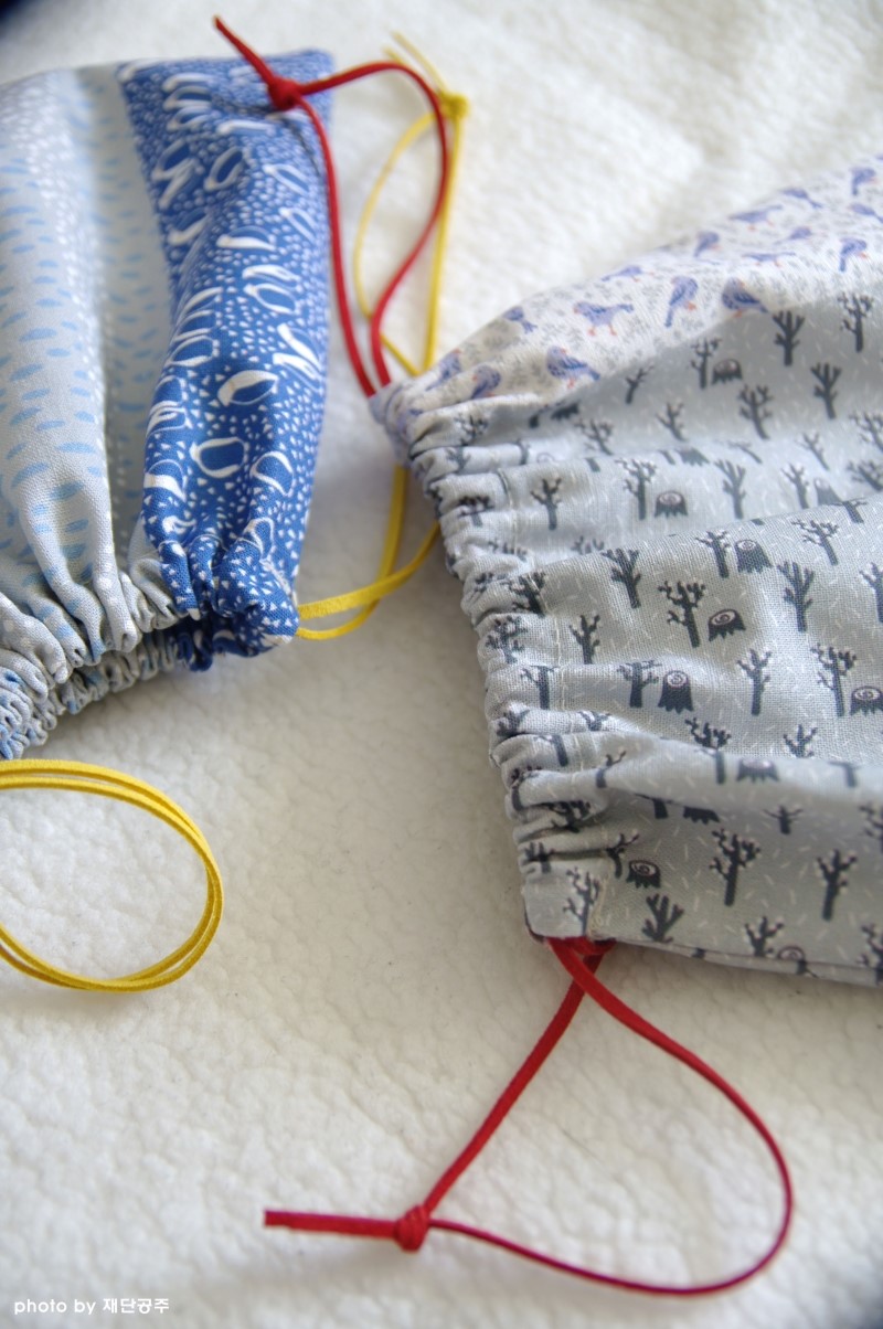 How to sew a simple bag with a drawstring. DIY Gift Idea!