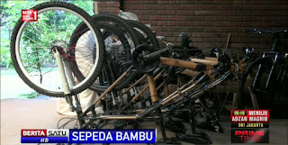 Jika pada umumnya sepeda terbuat dari rangka besi, di Temanggung, Jawa Tengah, bambu ternyata dapat dibentuk dan dirancang menjadi sebuah rangka sepeda. Pencipta produk lokal ini mencetuskan gerakan bersepeda pagi. Published on Sep 8, 2014.