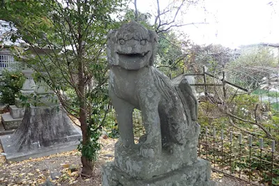 神奈地袛神社の狛犬阿