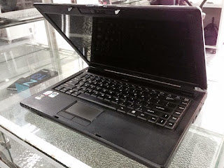 laptop-cu-dell-inspiron-1427