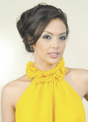 Farah Eslaquit Crowned Miss Nicaragua 2012
