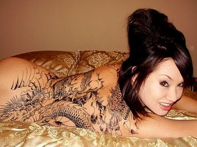 Dragon tattoo designs and sexy girl is one characteristic of young women