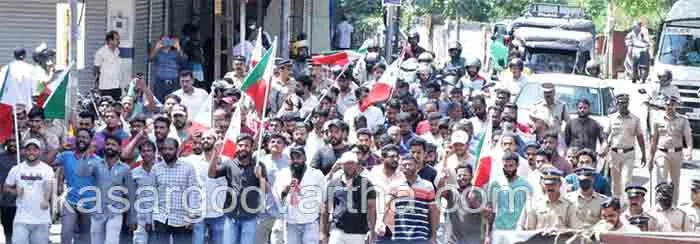 Kasaragod, Kerala, News, Top-Headlines, Harthal, SDPI, Popular front of india, KSRTC, Bus,KSRTC-Bus, Shop, Case, Arrest, Protest, Kannur, Hartal hits normal life in Kasaragod.