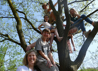 The chosen tree with the children