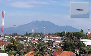 8 Penampakan UFO Paling Heboh Indonesia