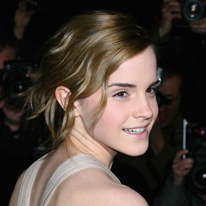 Emma Watson Hot Wallpaper No.15