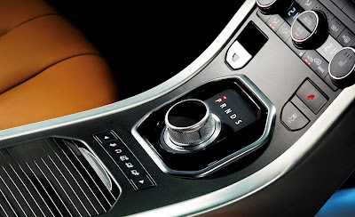 2012 Land Rover Range Rover Evoque Center Console