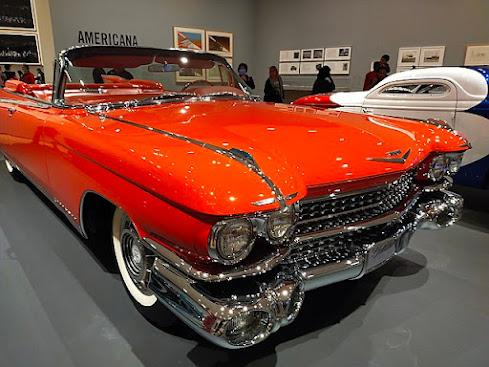 Imagen: Cadillac 1959. Museo Guggenheim