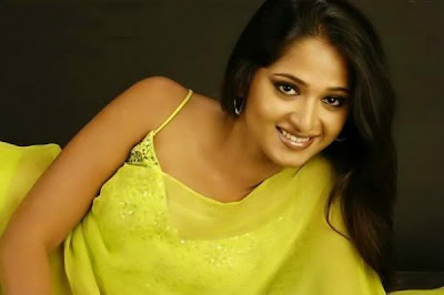 TAMIL ACTRESS ANUSHKA SEXY PICTURES