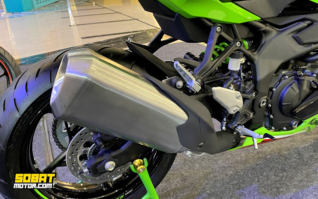 Impresi pertama Kawasaki Ninja ZX-4RR 2023 yang cuma ada 2 dikota Medan !