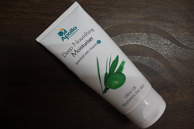 Apollo Pharmacy Deep Nourishing Moisturizer review