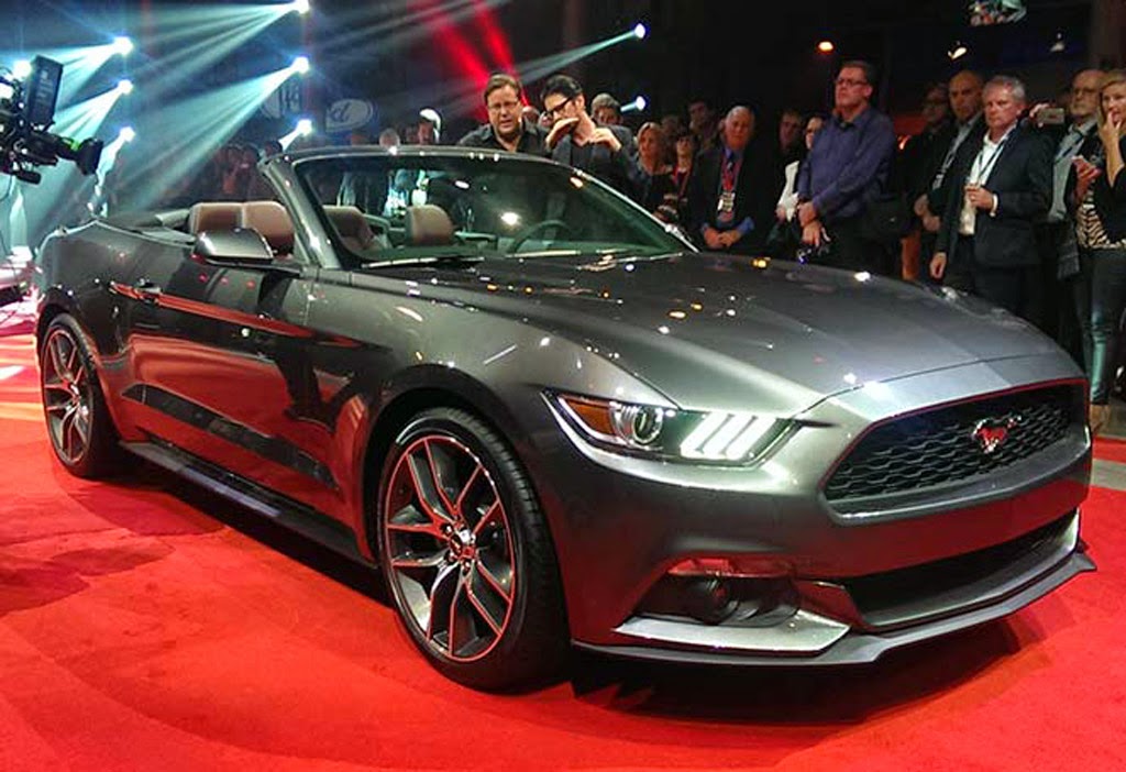 2015 Ford Mustang Convertible