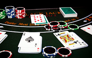 Strategi Blackjack Berubah dengan Aturan Dealer - Informasi Casino Online