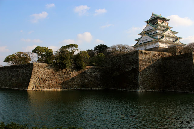  Osaka Castle