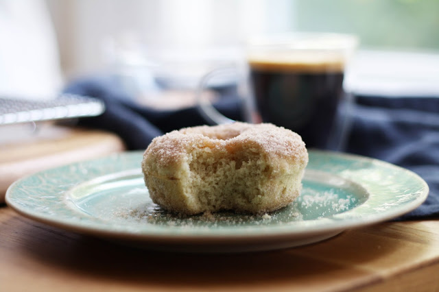 Baked Cinnamon + Sugar Donuts | Sevengrams