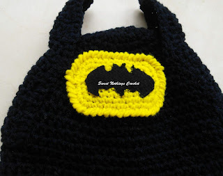 free crochet pattern, free crochet cap pattern, free crochet beanie pattern, free crochet headwear pattern, Batman cap, free crochet Batman cap pattern, Batman logo, Batman motif, Oswal Cashmilon, Shyama Nivas, sweetnothingscrochet, blogaday, spreadsmiles, Xmas gift ideas, children caps, batman caps,