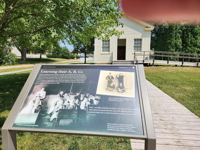 Herbert Hoover School House