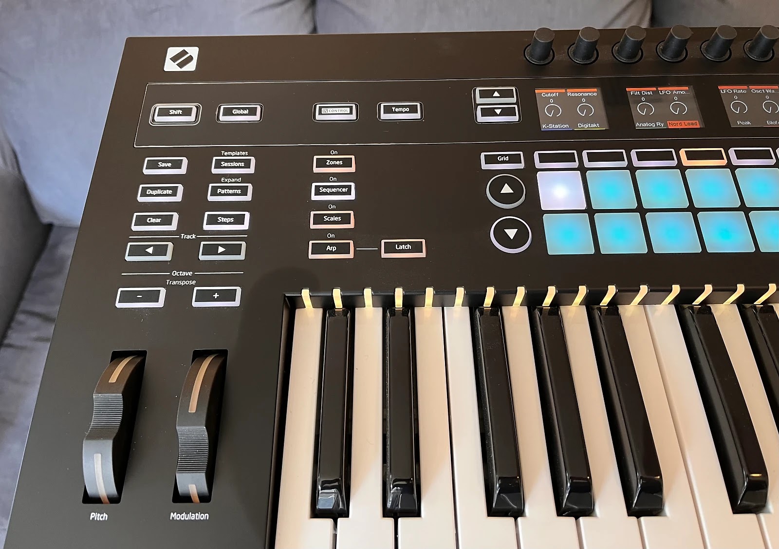 MATRIXSYNTH: Novation SL MkIII  Key MIDI Controller with Sequencer