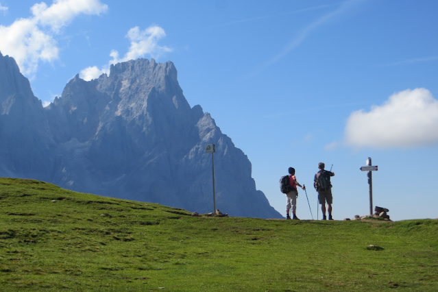 rifugio mulaz da passo valles