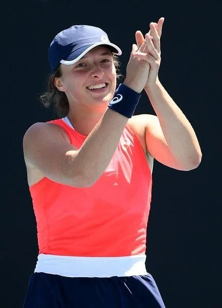 POLAND TENNIS PLAYER SWIATEK WINS FRENCH OPEN AFTER 28 YEARS | 2020