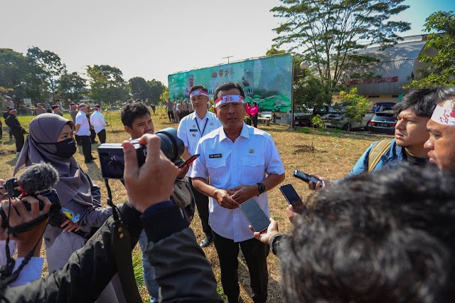  TPA Sarimukti Terbakar, Plh Wali Kota Bandung Tegaskan Warga Harus Pilah Sampah