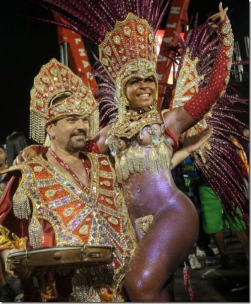 samba-dancers-secret-trick-8