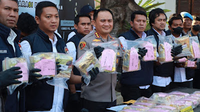 Polrestabes Surabaya Gagalkan Peredaran 33,9 Kilogram Sabu Berkedok Bungkus Teh