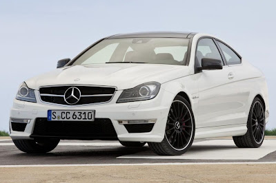 Mercedes-Benz C 63 AMG Coupé (2011) Front Side 3