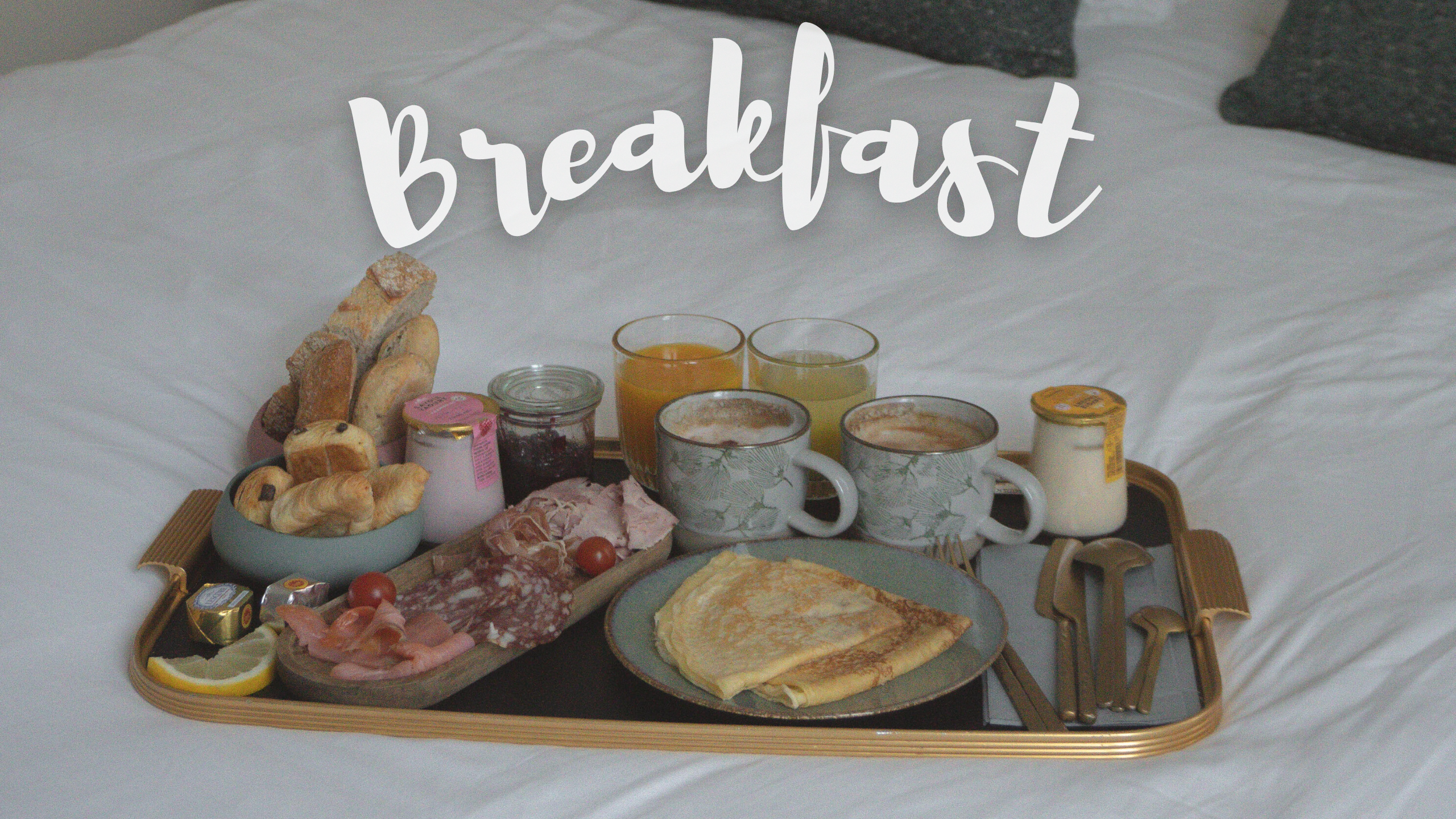 Dadou Paris Hotel Breakfast in Bed