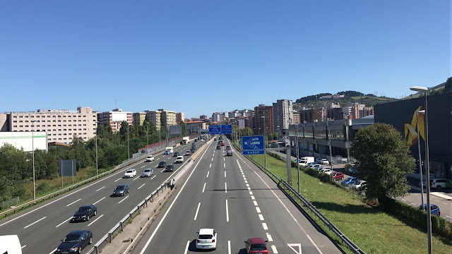 Autopista A8