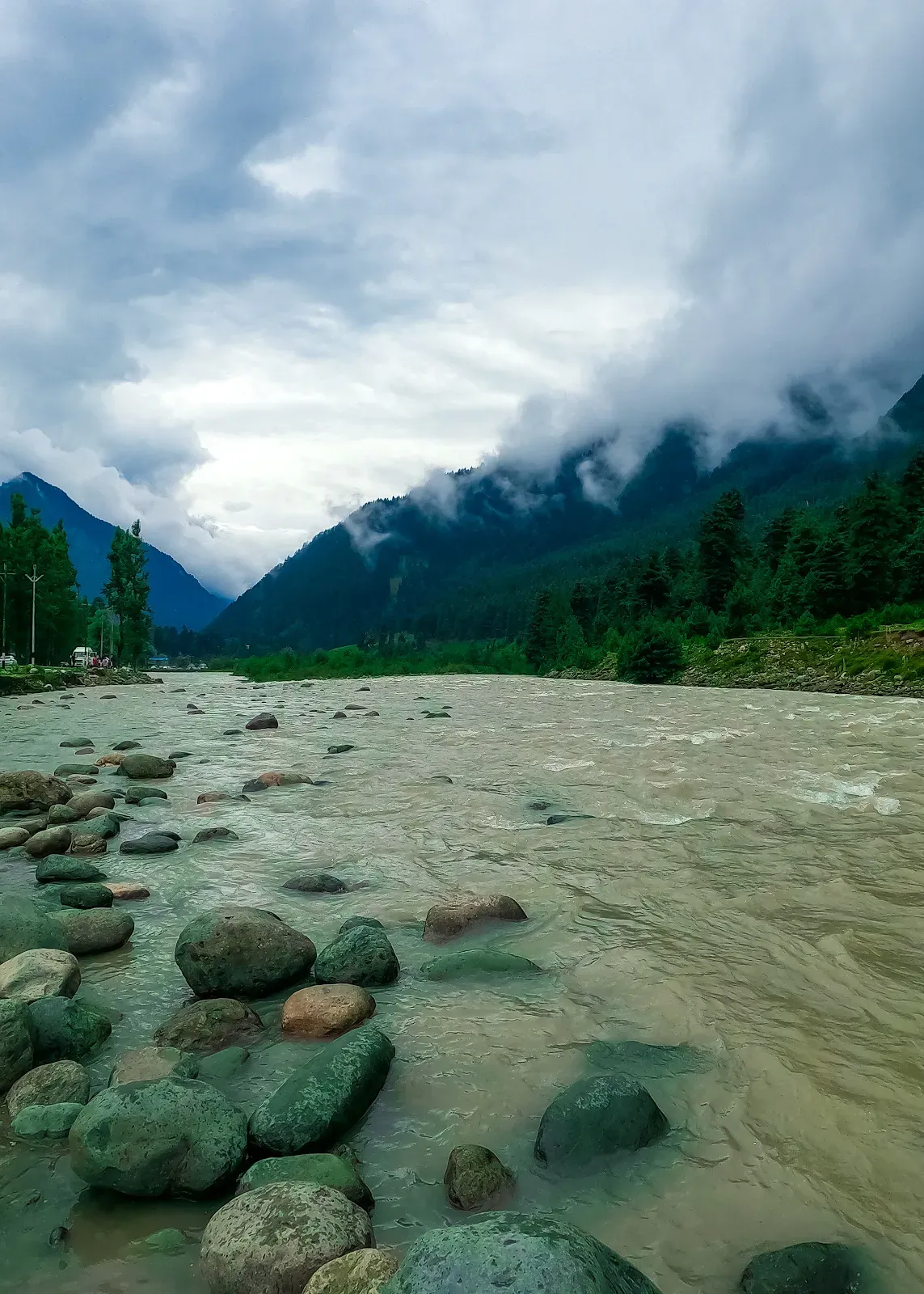 Lidder river