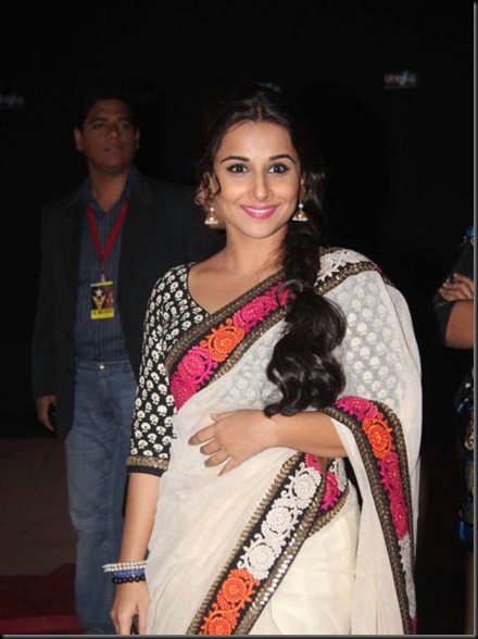 Max-stardust-awards-2012-vidya-balan