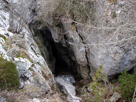 Senderismo - Puntasa - Cascadas - Cuevas y Árboles