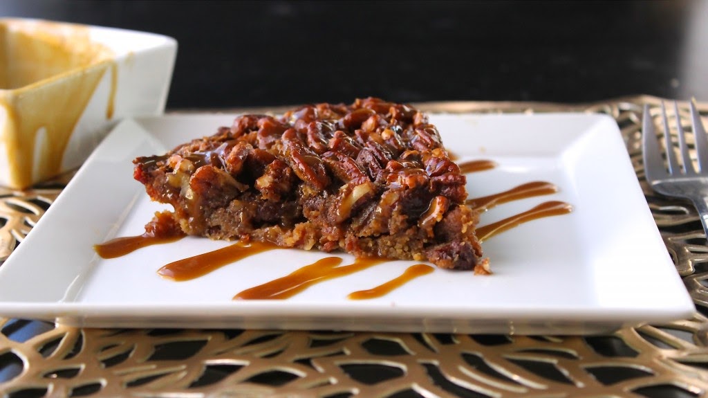 PECAN PIE WITH BACON CRUST with CARAMEL DRIZZLE from Predominately Paleo