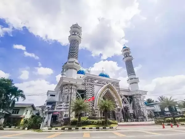 Gambar Penuh Masjid Ar Rahman Kubang Batang Tumpat Kelantan