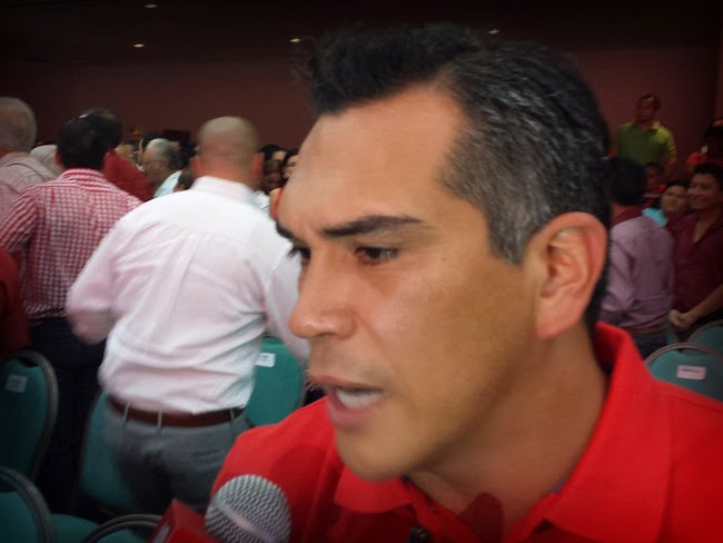 Estados/ Elige PRI a Alejandro Moreno como candidato al gobierno de Campeche