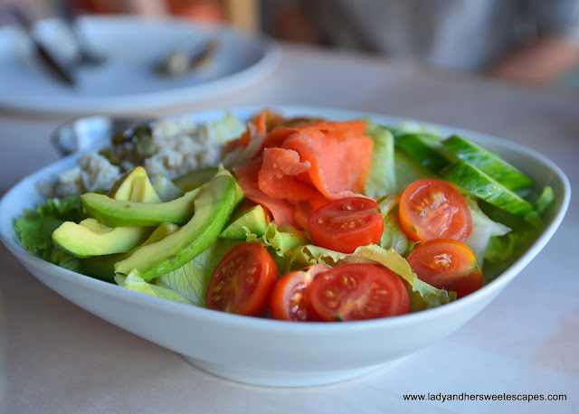 salad at Mr. Crab