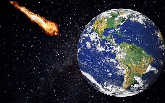 Los asteroides se convierten en meteoritos cuando logran impactar contra la superficie de un planeta.