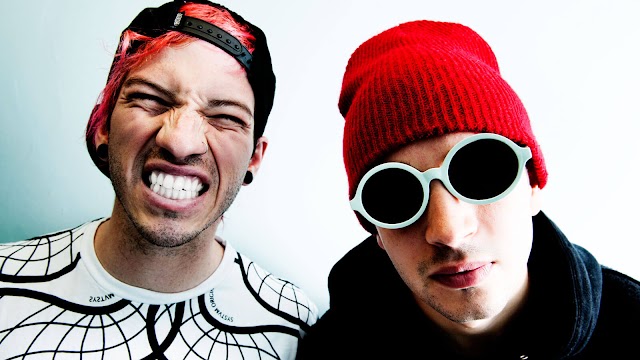 Twenty One Pilots grava sessão com versão especial das músicas