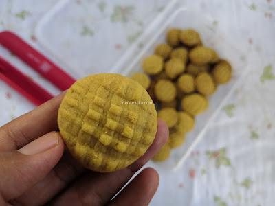 resepi mudah buat biskut untuk baby, biskut baby, biskut baby tanpa gula, homemade biskut baby tanpa gula, resepi biskut baby 3 bahan paling senang nak buat, resepi biskut bayi cair di mulut, buat sendiri bsikut baby, resepi biskut raya untuk bayi yang sedap, resepi biskut kurma baby, resepi biskut kurma baby yang cair di mulut, biskut baby homemade, resepi biskut kurma bayi yang cair dimulut, biskut baby  bulan, resepi biskut teething, resepi biskut baby melt in mouth, resepi biskut bites