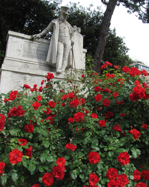 Monument to Giuseppe Gioachino Belli, by Michele Tripisciano, Piazza Gioachino Belli, Trastevere, Rome