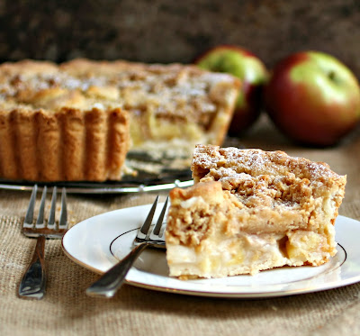 Deep Dish Dutch Apple Pie with Peanut Butter Streusel