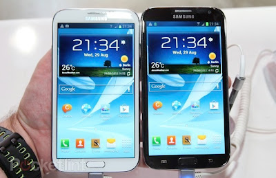 Samsung Galaxy Note 2 both colors