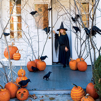 Halloween Home Decor on Room To Inspire  Decorating With Branches Halloween Style