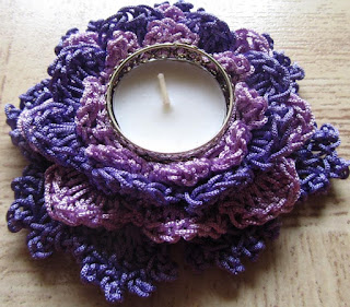 Sweet Nothings Crochet free crochet pattern blog ; photo of the Rose shaped tea light holder