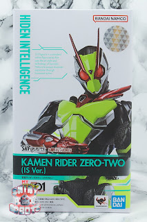 S.H. Figuarts Kamen Rider Zero-Two (IS Ver.) Box 01