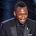 Mahershala Ali Becomes First Muslim Actor to Win an Oscar (@Oscars2017_Live)