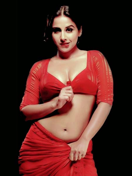 Buxom Beauty Vidya Balan Hot Pics