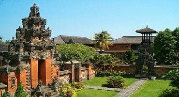  Bali Museum